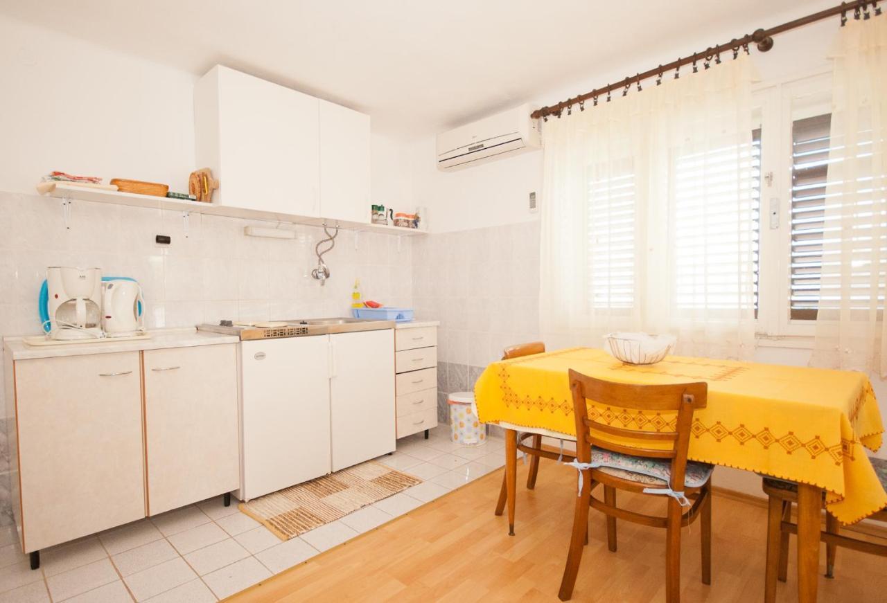 Apartments Katarina Baška Екстериор снимка