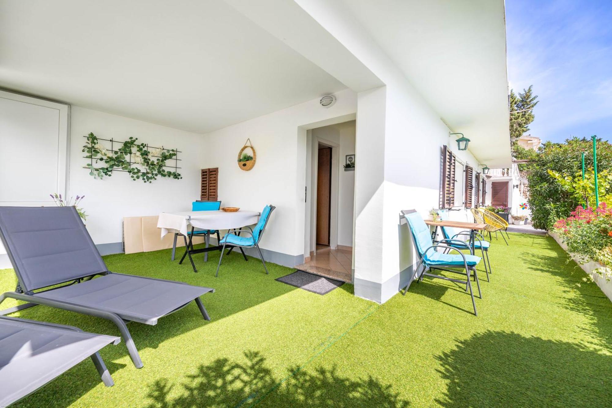 Apartments Katarina Baška Екстериор снимка
