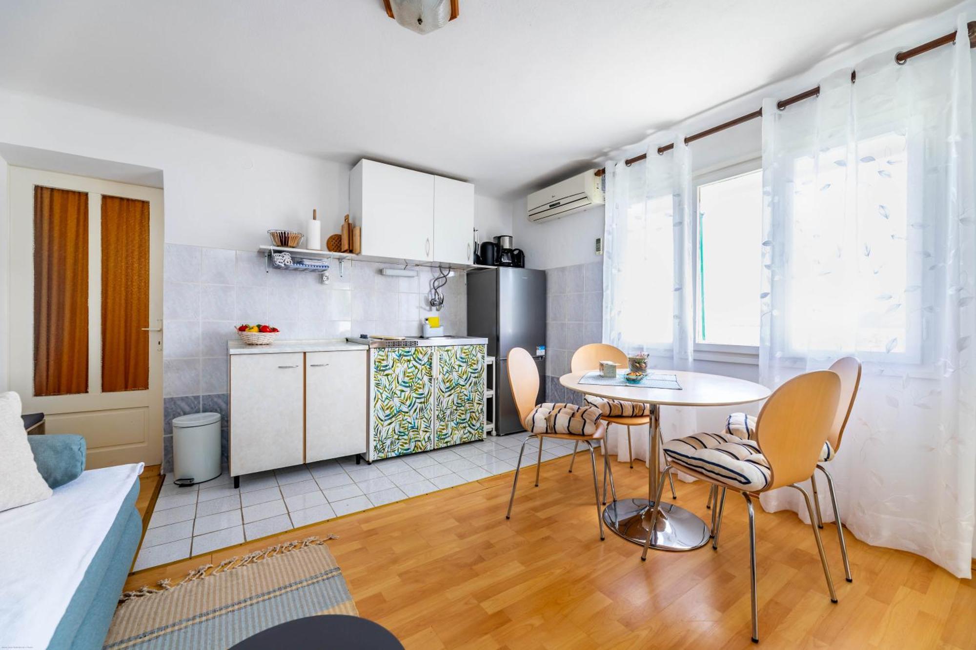 Apartments Katarina Baška Екстериор снимка