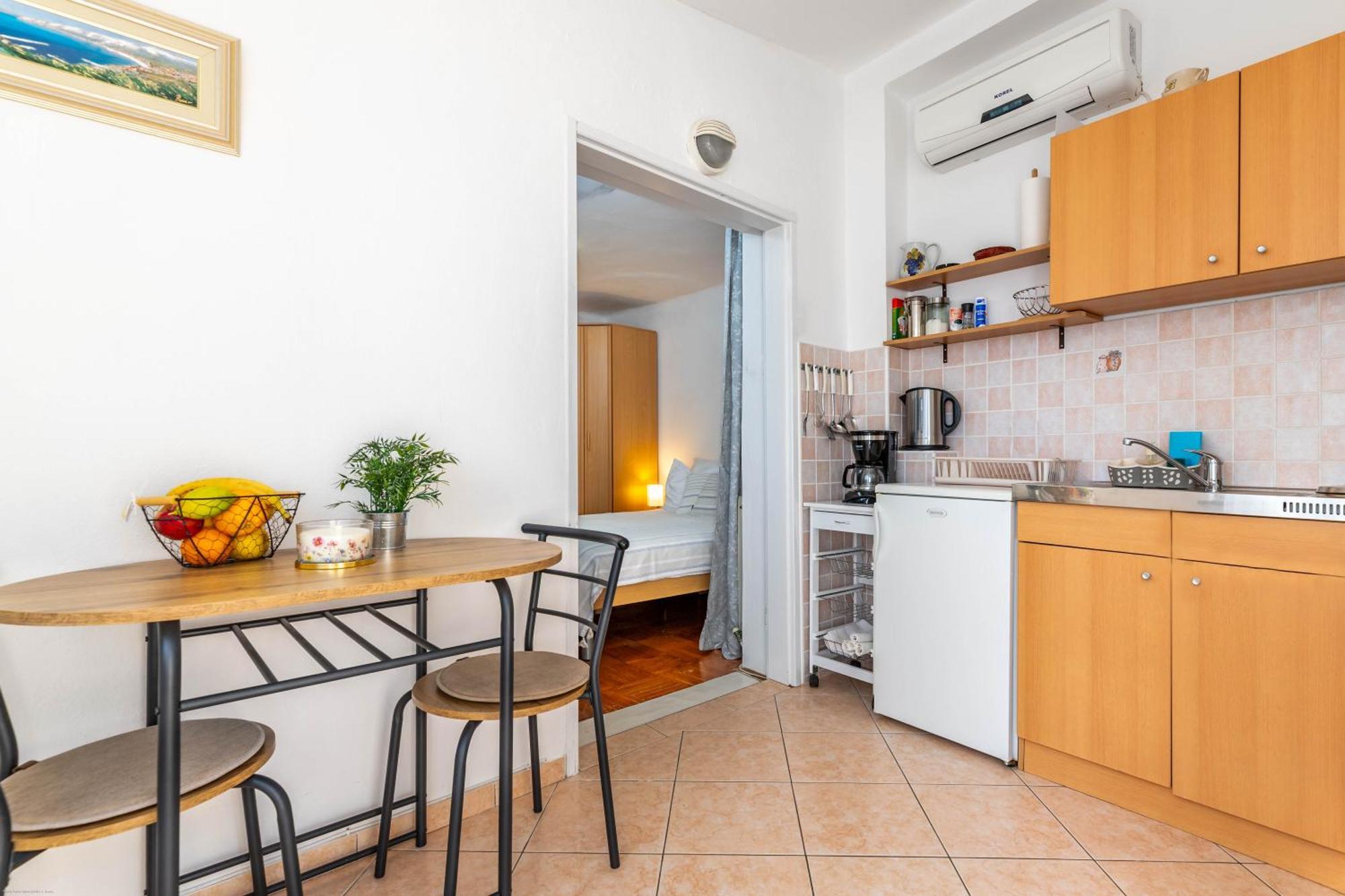 Apartments Katarina Baška Екстериор снимка